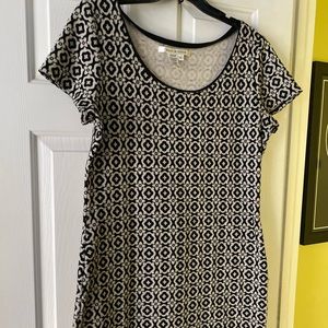 Comfy Max Studio Dress